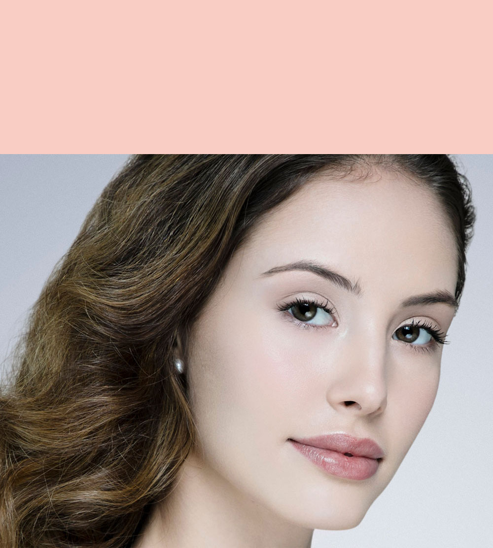 Definisse Threads<br> <span style="font-weight:100">Facial Volume Reshaping<span>