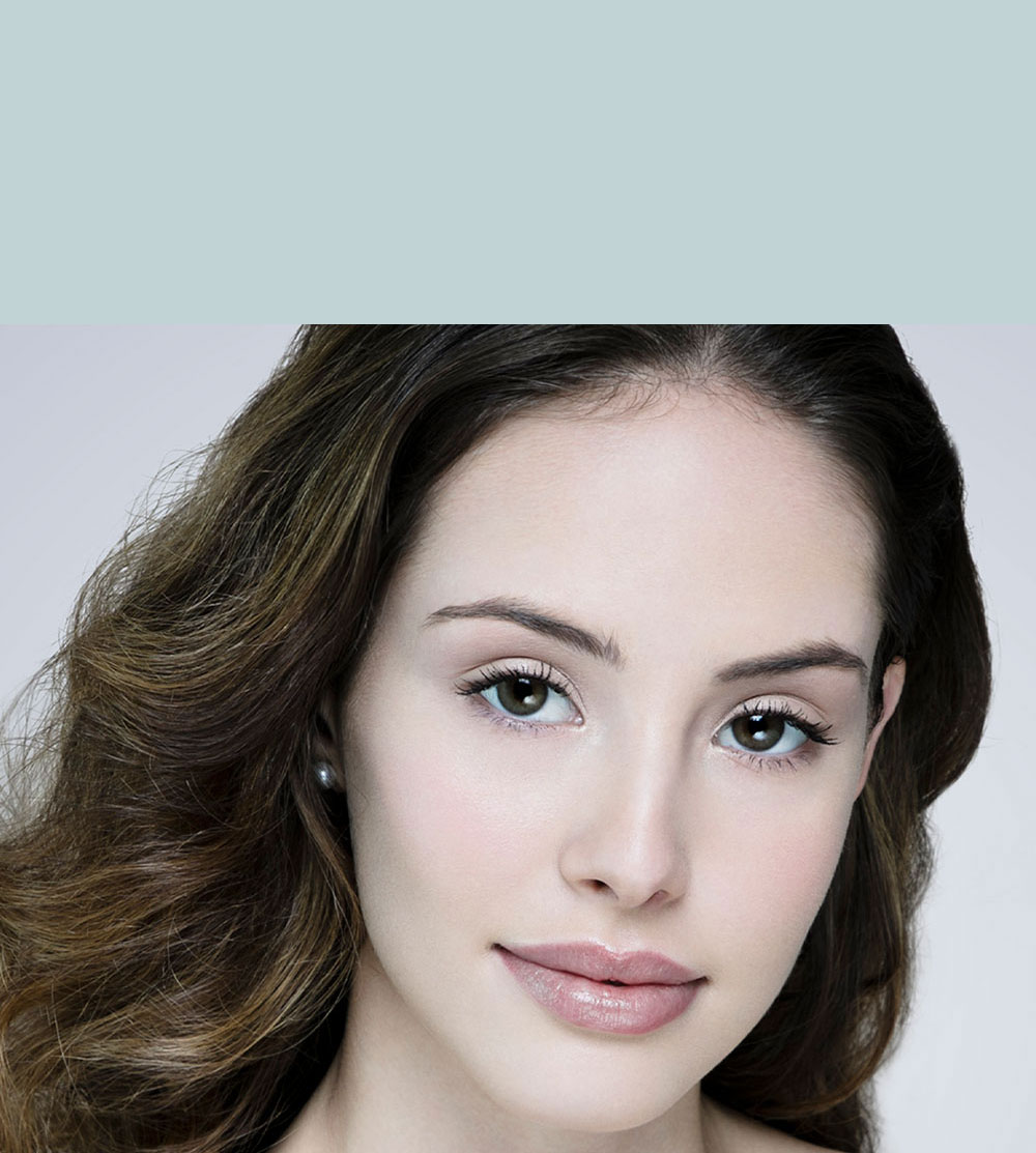 Definisse Fillers<br> <span style="font-weight:100">Facial Volume Restoration<span>