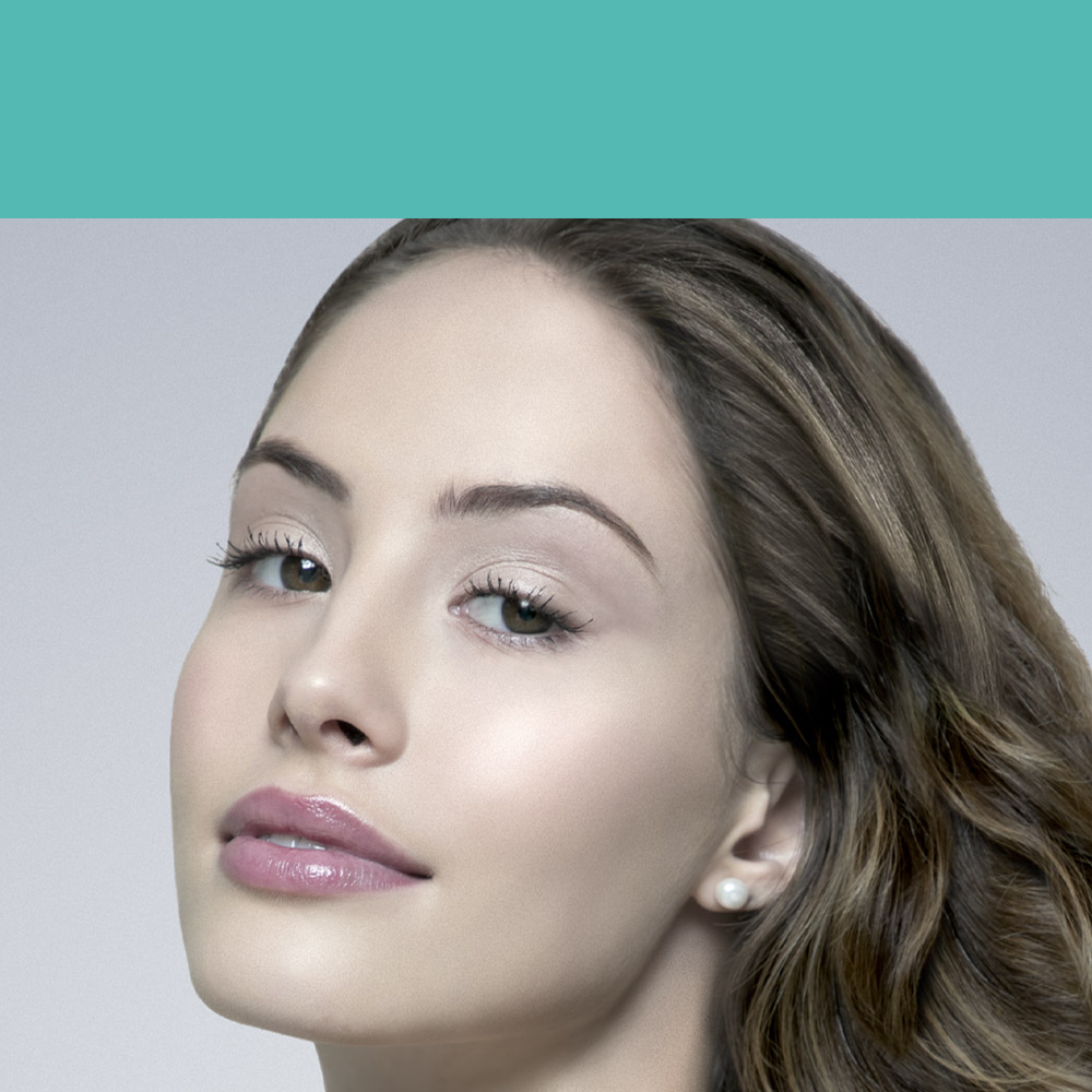 Definisse Hydrobooter<br> <span style="font-weight:100"> Skin Revitalisation<span>